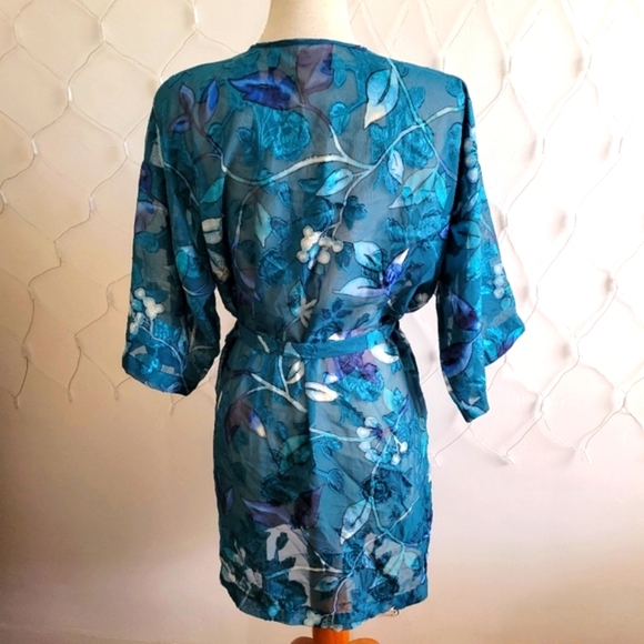 Vintage Wrap-Around Robe by Angelique / Size Medium - Picture 6 of 8